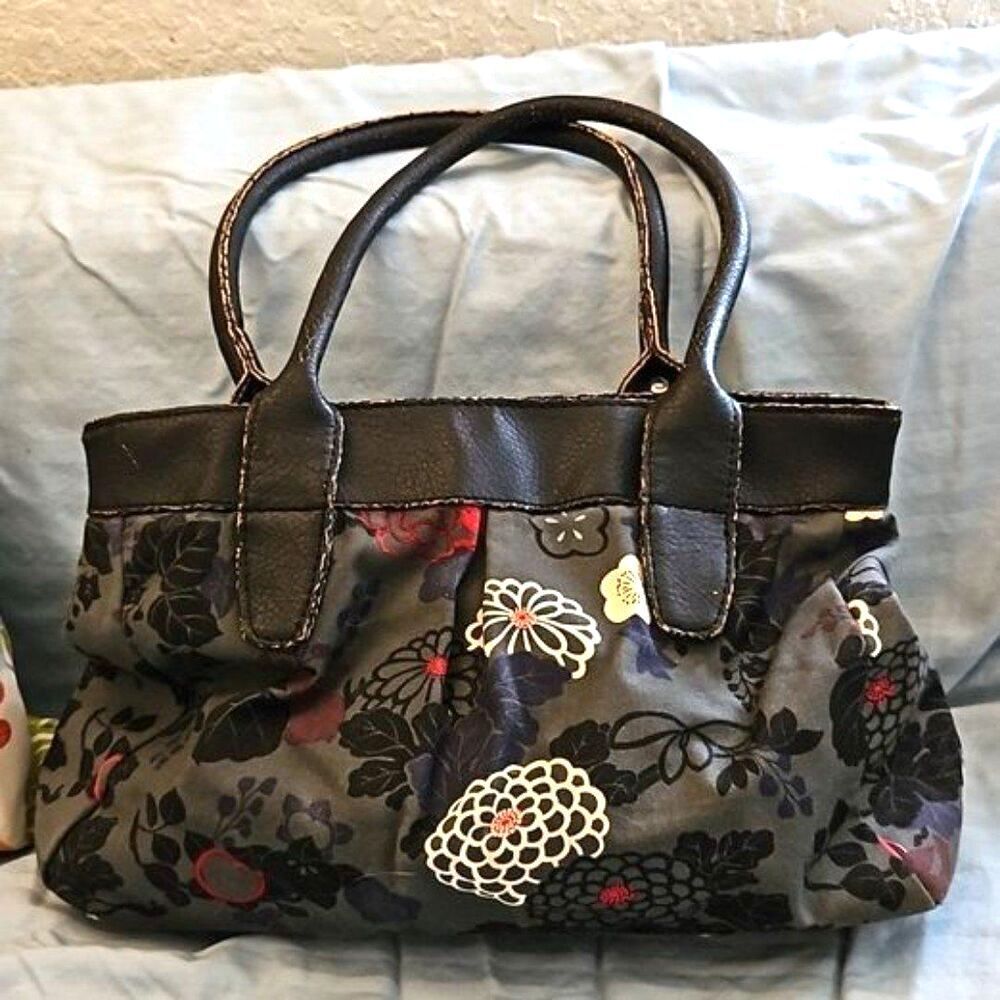 Vintage Split Hawaiian Floral Print Shoulder Bag with Silver Buckle Detail - Picture 4 of 10